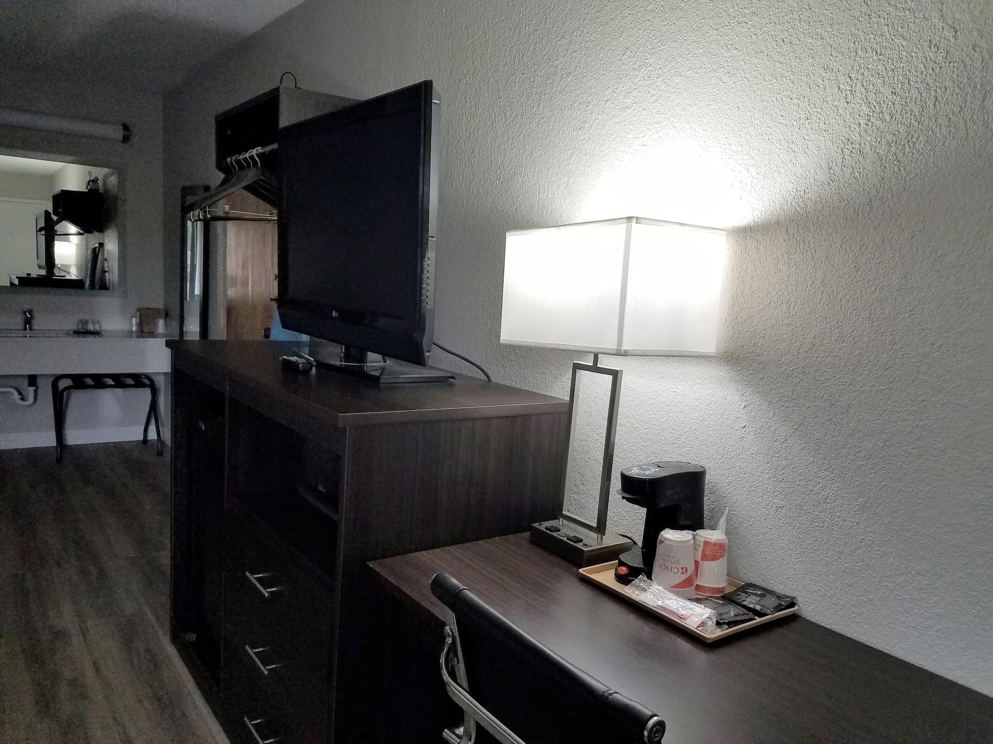 אמפוריה Quality Inn מראה חיצוני תמונה