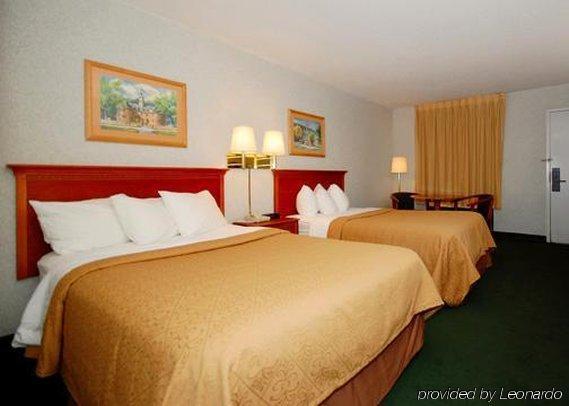 אמפוריה Quality Inn מראה חיצוני תמונה