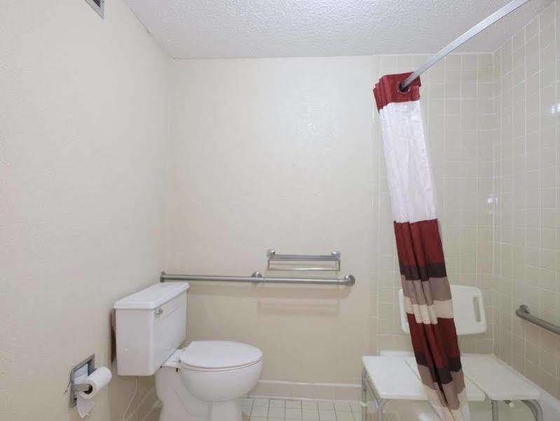 אמפוריה Quality Inn מראה חיצוני תמונה